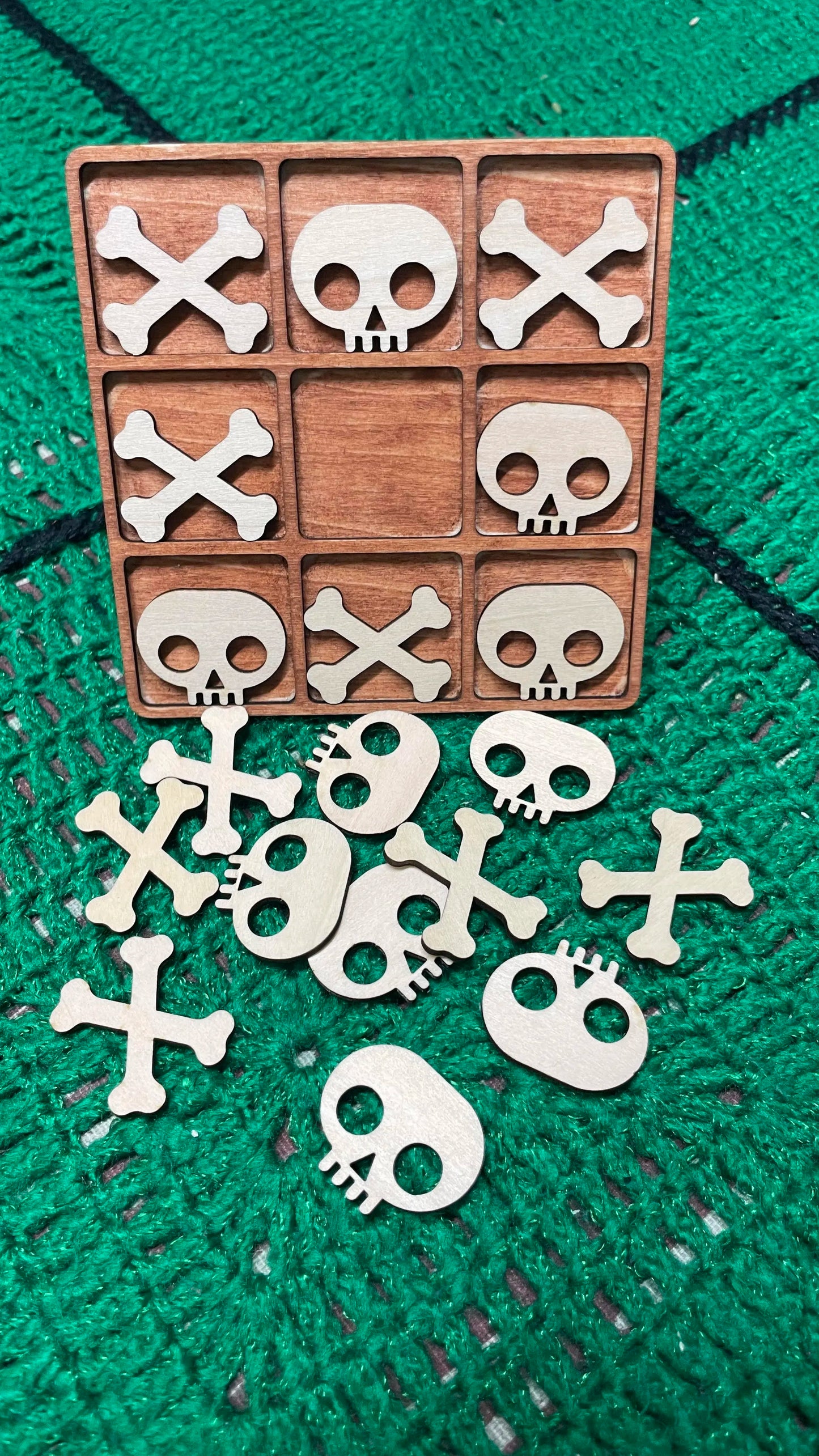 Bone and Skull Tic-Tac-Toe