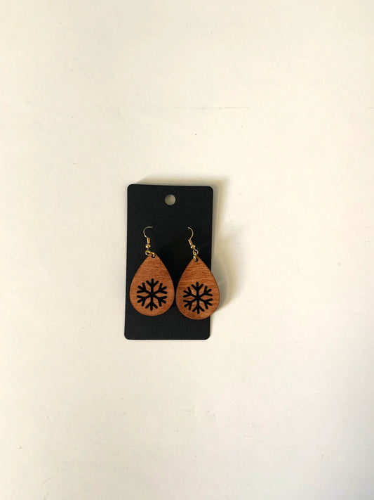 Snowflake in Tear Earrings